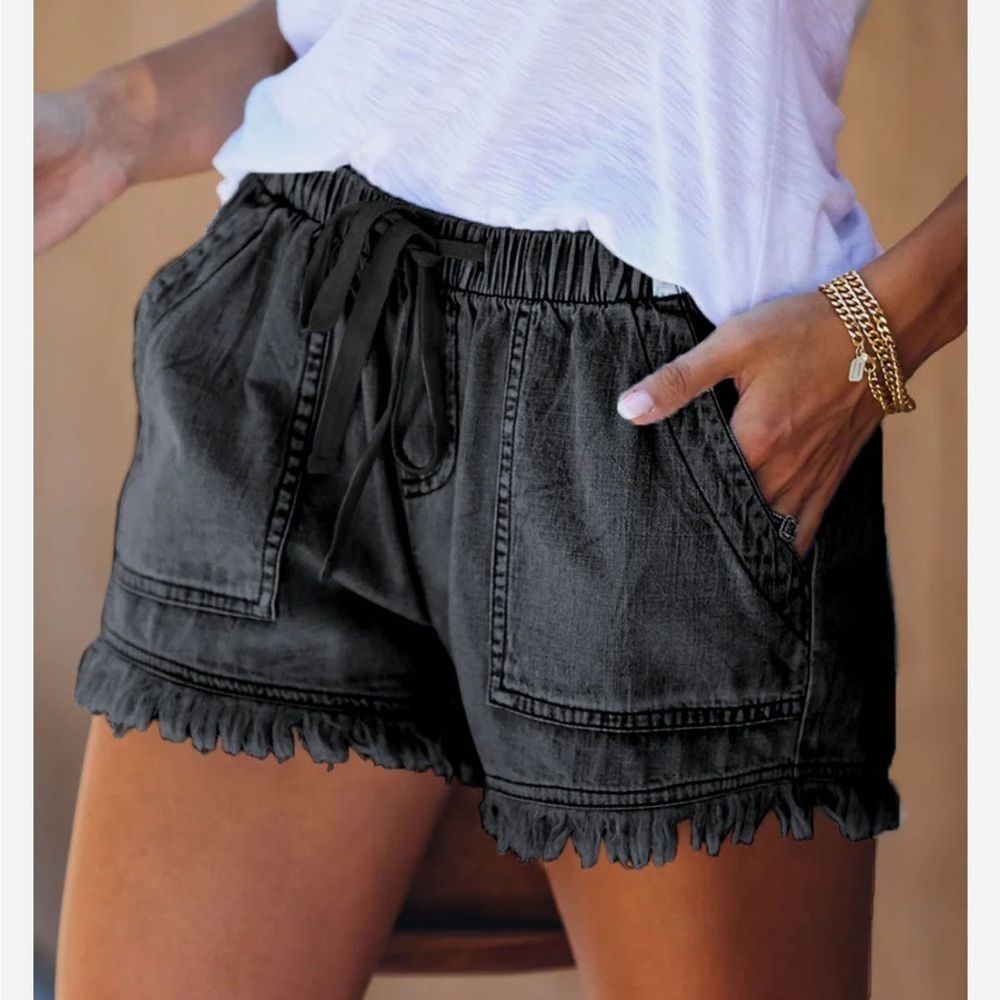 Cloth & Stone Charcoal Fringe Hem Shorts Size Large Beachy Boho Lyocell